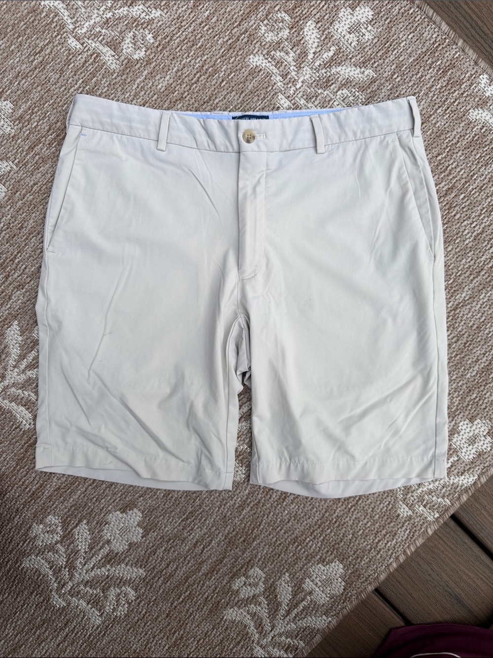 Peter Millar Men's Flat Front Chino Shorts - Light Gray